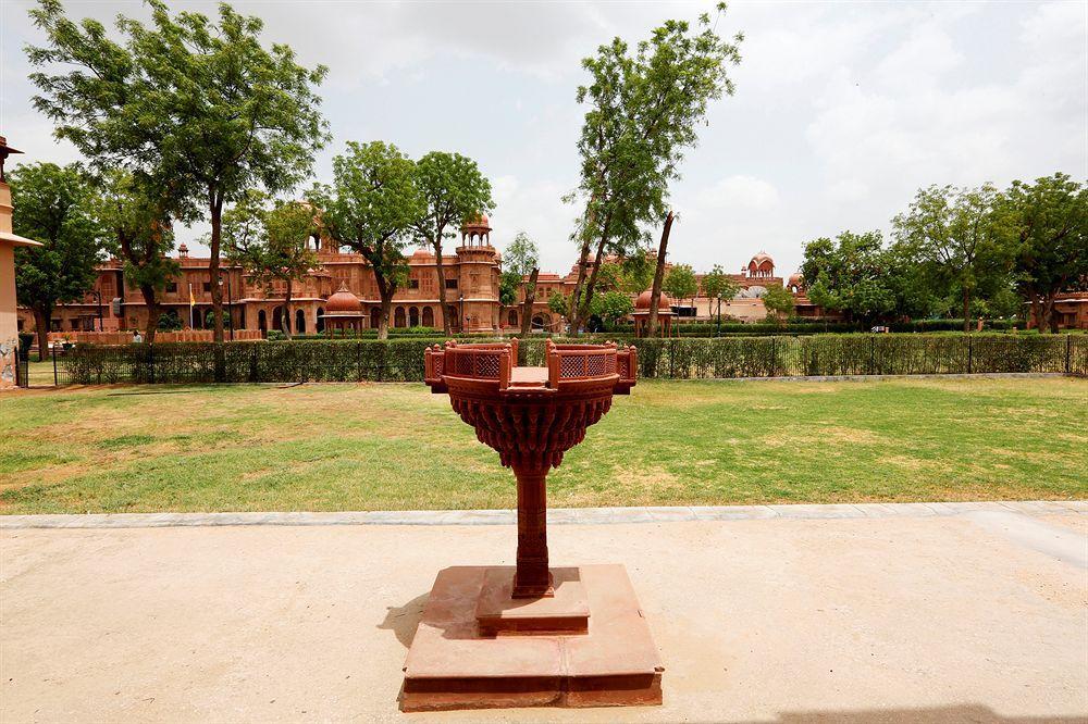 The Lallgarh Palace A Heritage Hotel Bikaner Exterior foto