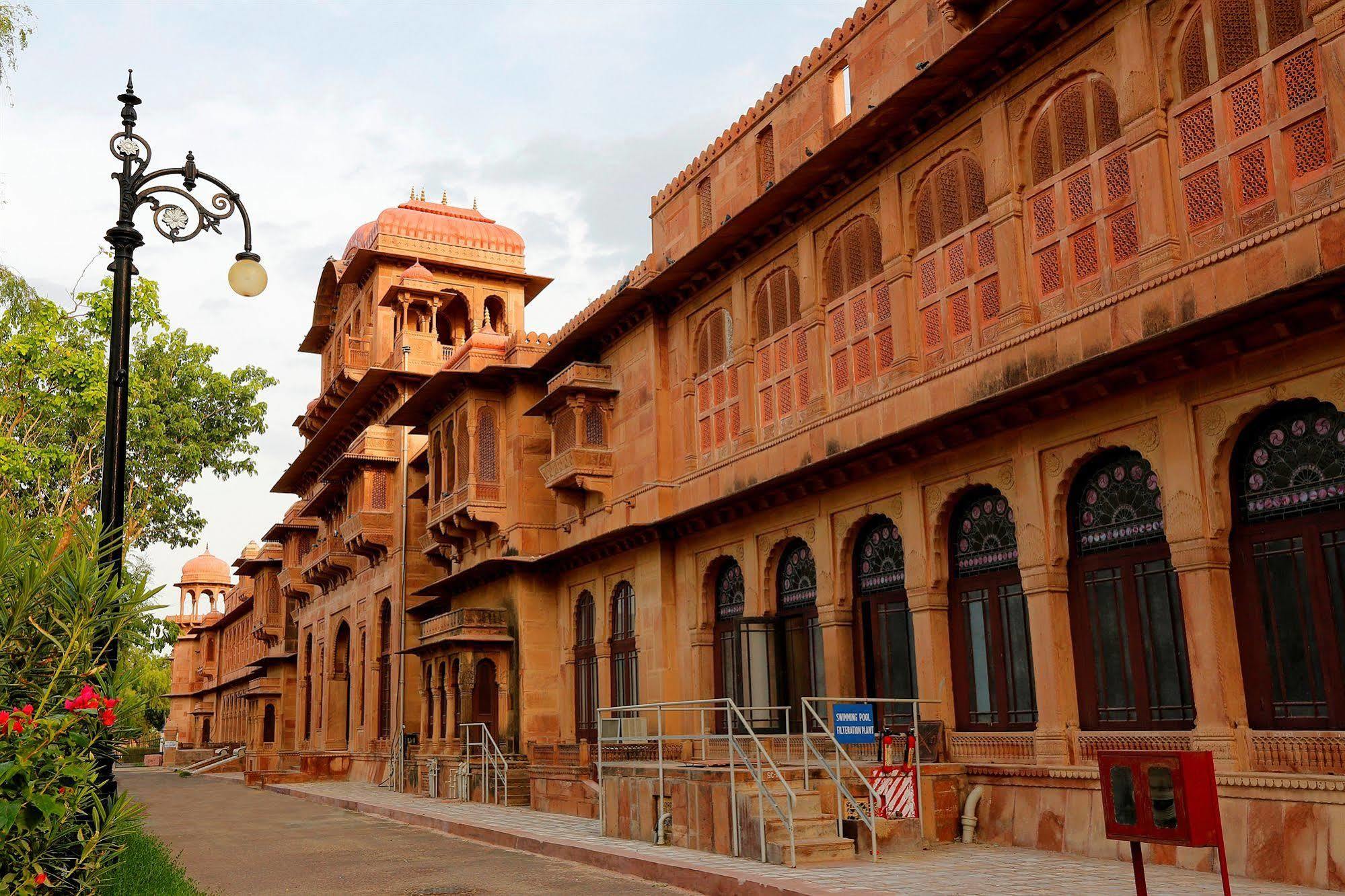 The Lallgarh Palace A Heritage Hotel Bikaner Exterior foto