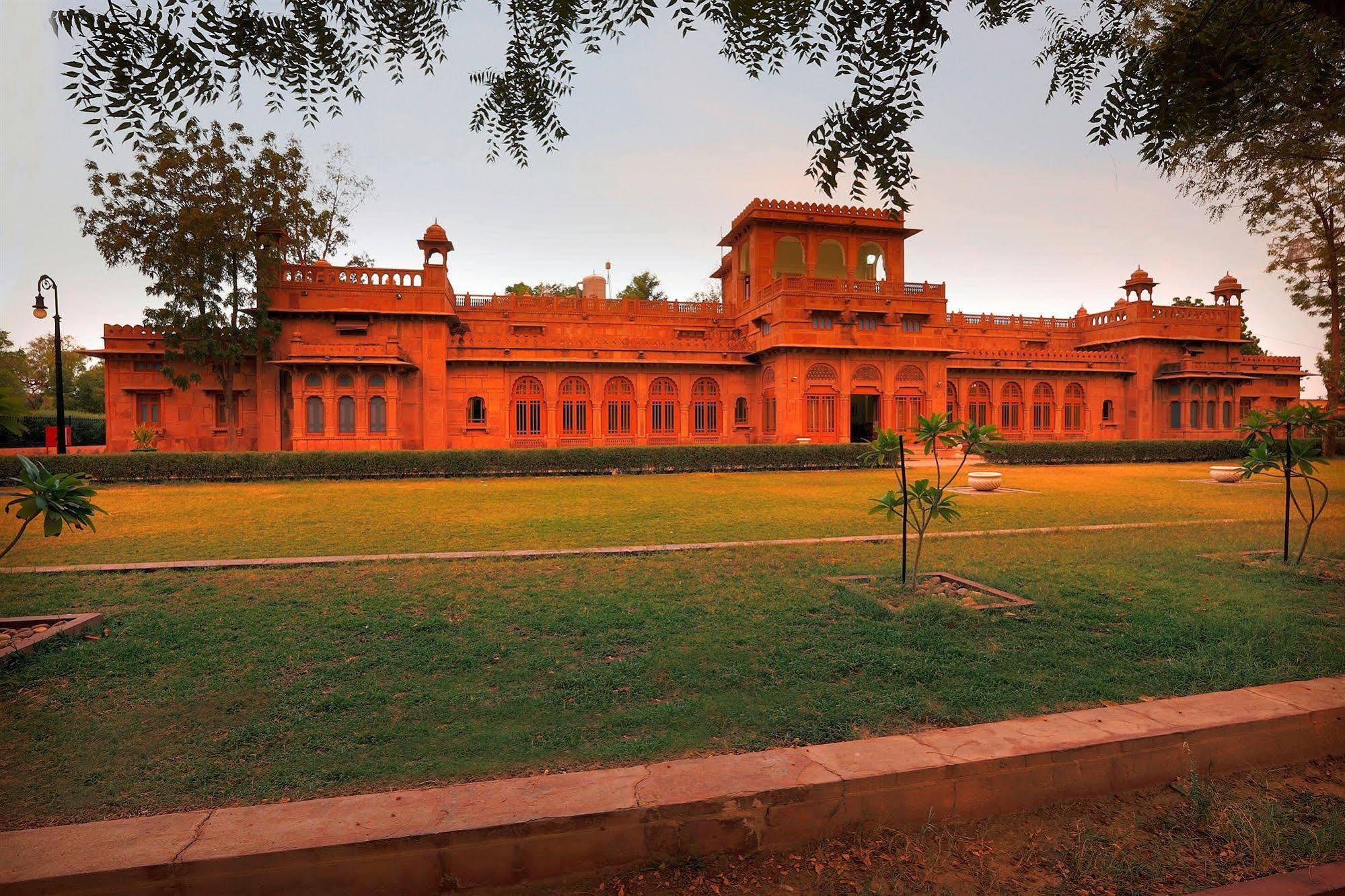 The Lallgarh Palace A Heritage Hotel Bikaner Exterior foto